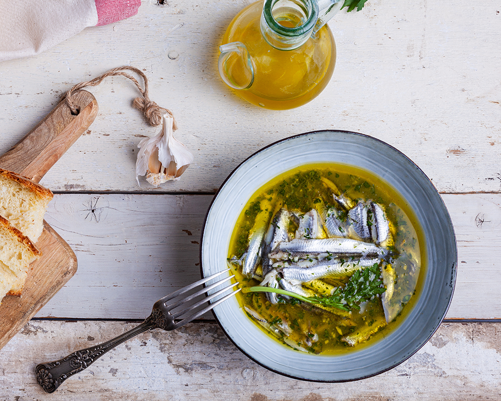 Anchois marinés à la grecque